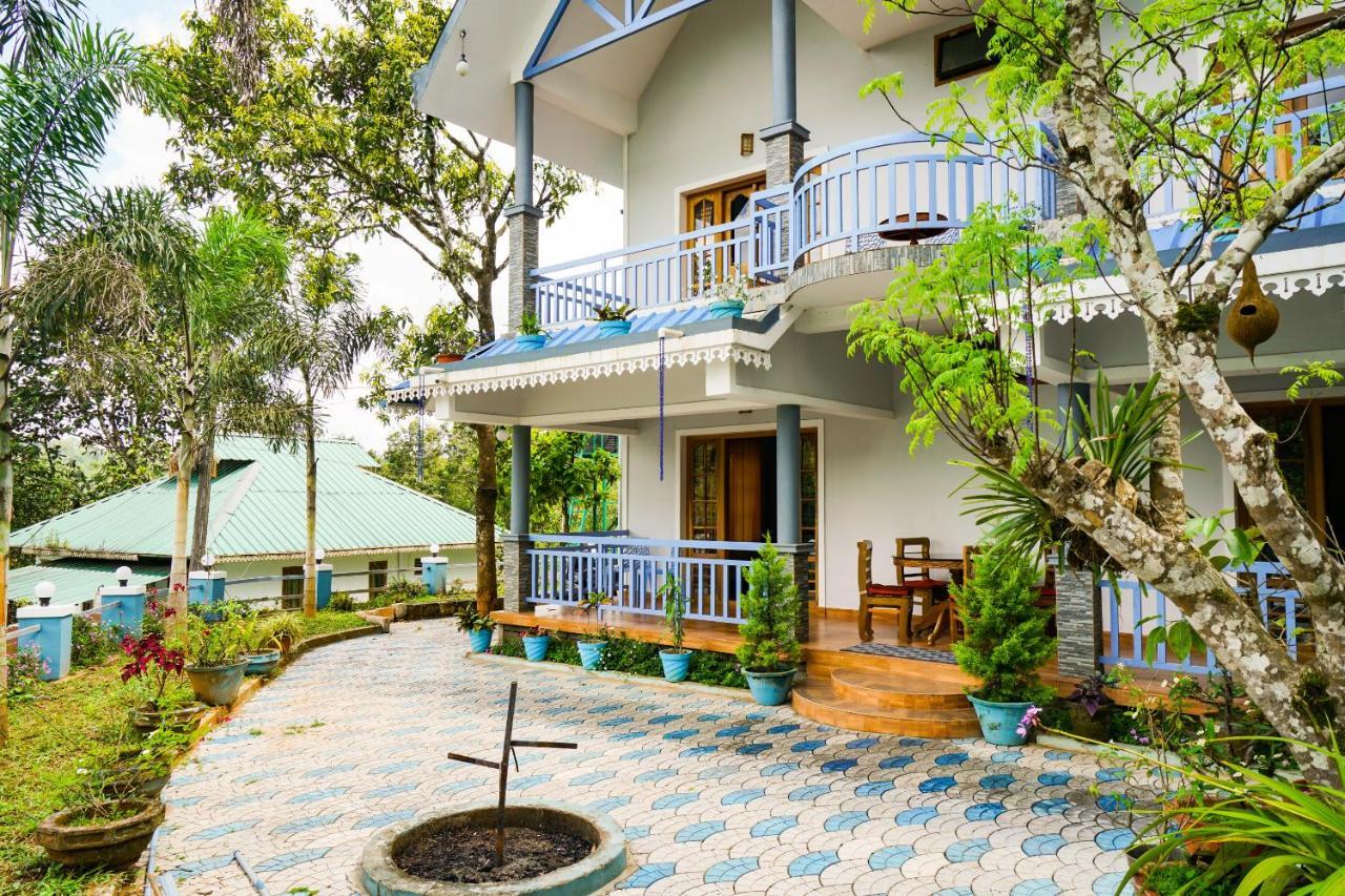 Munnar Blue Mist Bed & Breakfast ภายนอก รูปภาพ