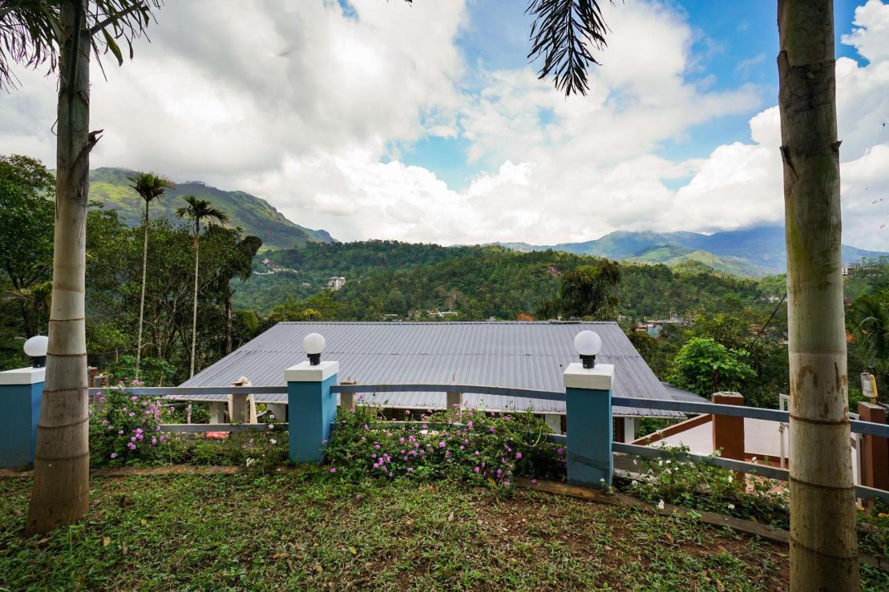 Munnar Blue Mist Bed & Breakfast ภายนอก รูปภาพ